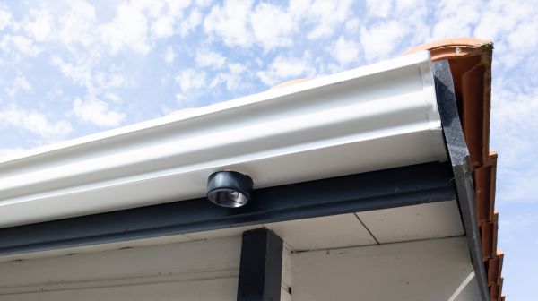 Cost of Seamless Gutters Installation in Schaumburg