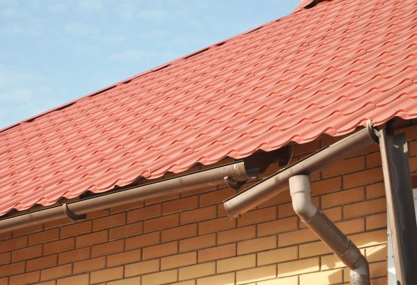 Cost of Loose Gutter Repair in Schaumburg